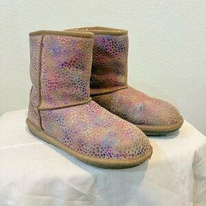 UGG Classic Spots Metallic Shimmery Rainbow Colorful Suede Boots Women’s